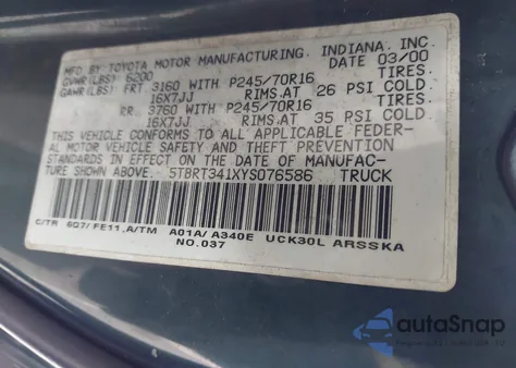 2000 Toyota Tundra Sr5 V8 z USA, uszkodzony, nr VIN 5TBRT341XYS076586